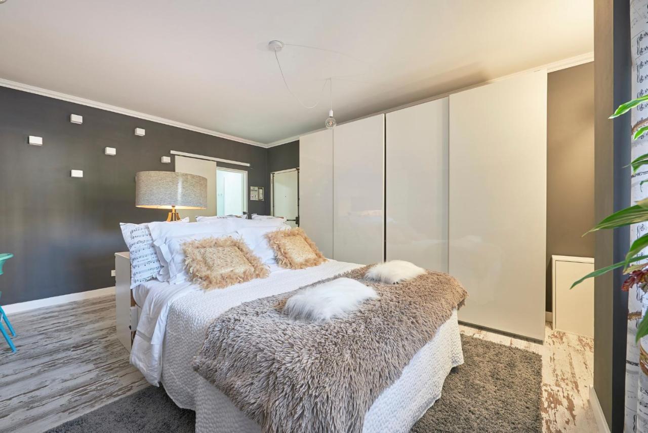 In Bed With Lisbon - Lux4You Taguspark Massama Exterior foto